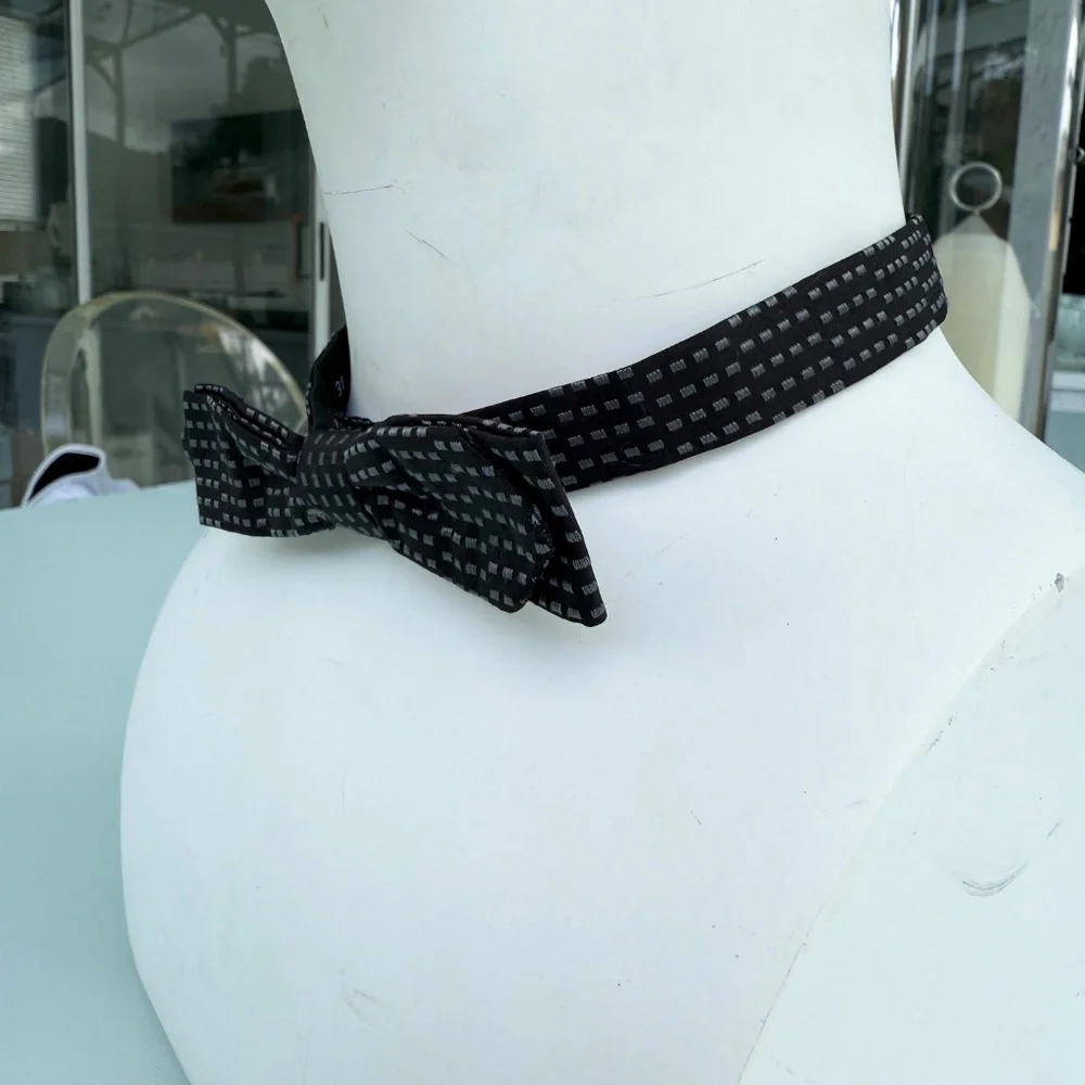 Hugo Boss Silk Black and‎ Silver Bow tie, adjustable sizing, Orange label